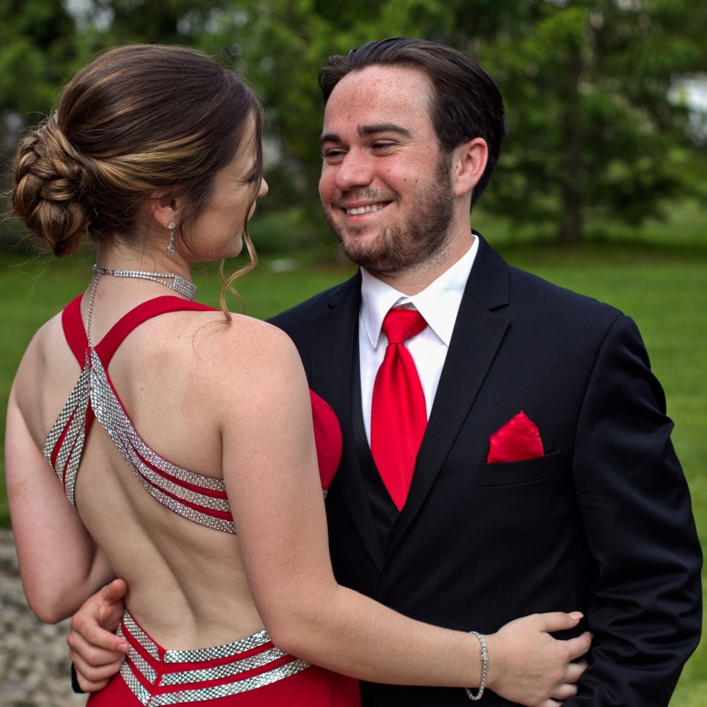 Meet your Posher, Dan and Becky